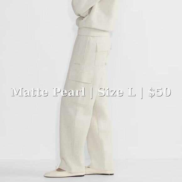 Aritzia Wide Leg Pants in Cream - Picture 1 of 5